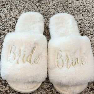 Shiraleah White Bride Slippers